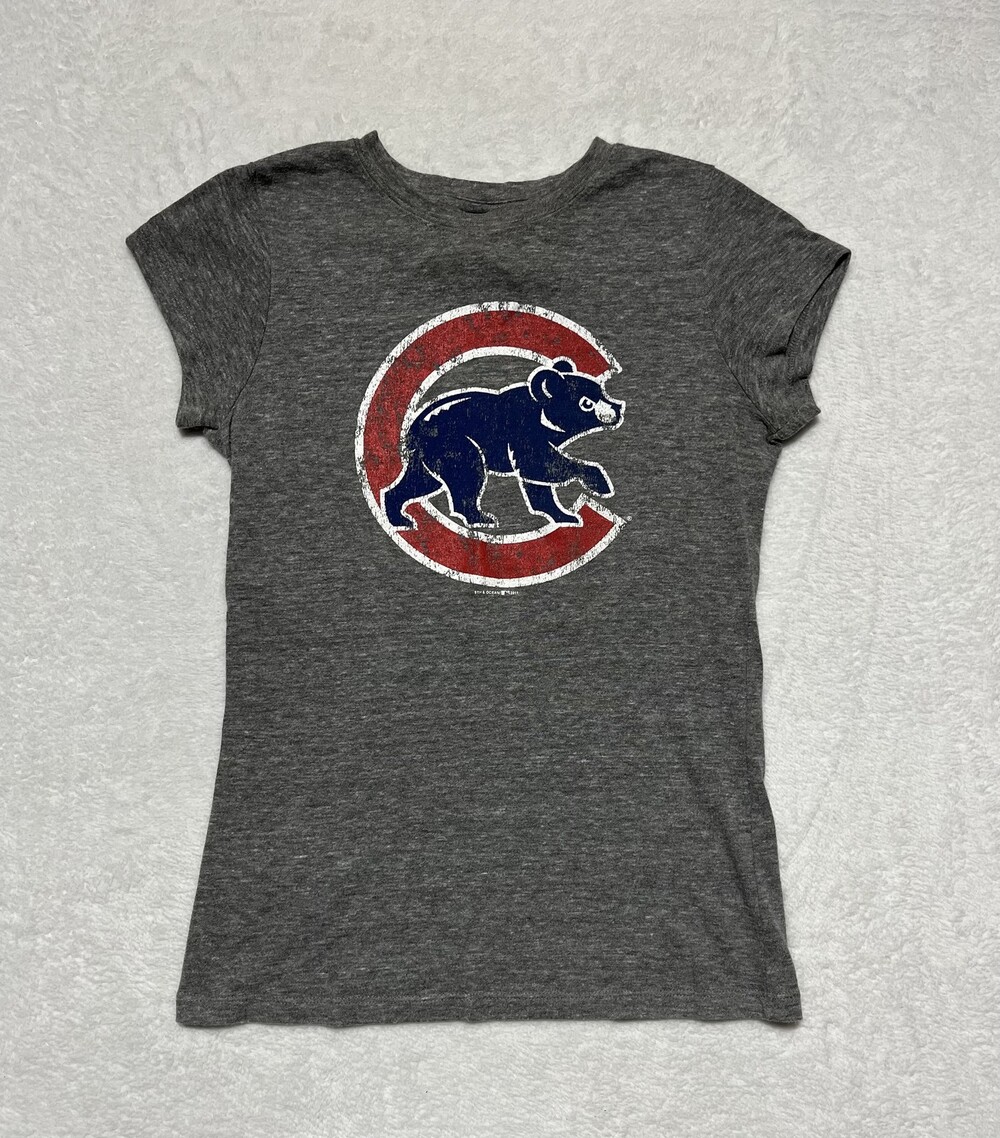 Chicago Cubs Shirt Womens Small MLB Baseball Short Sleeve Tee 5th & Ocean Grey